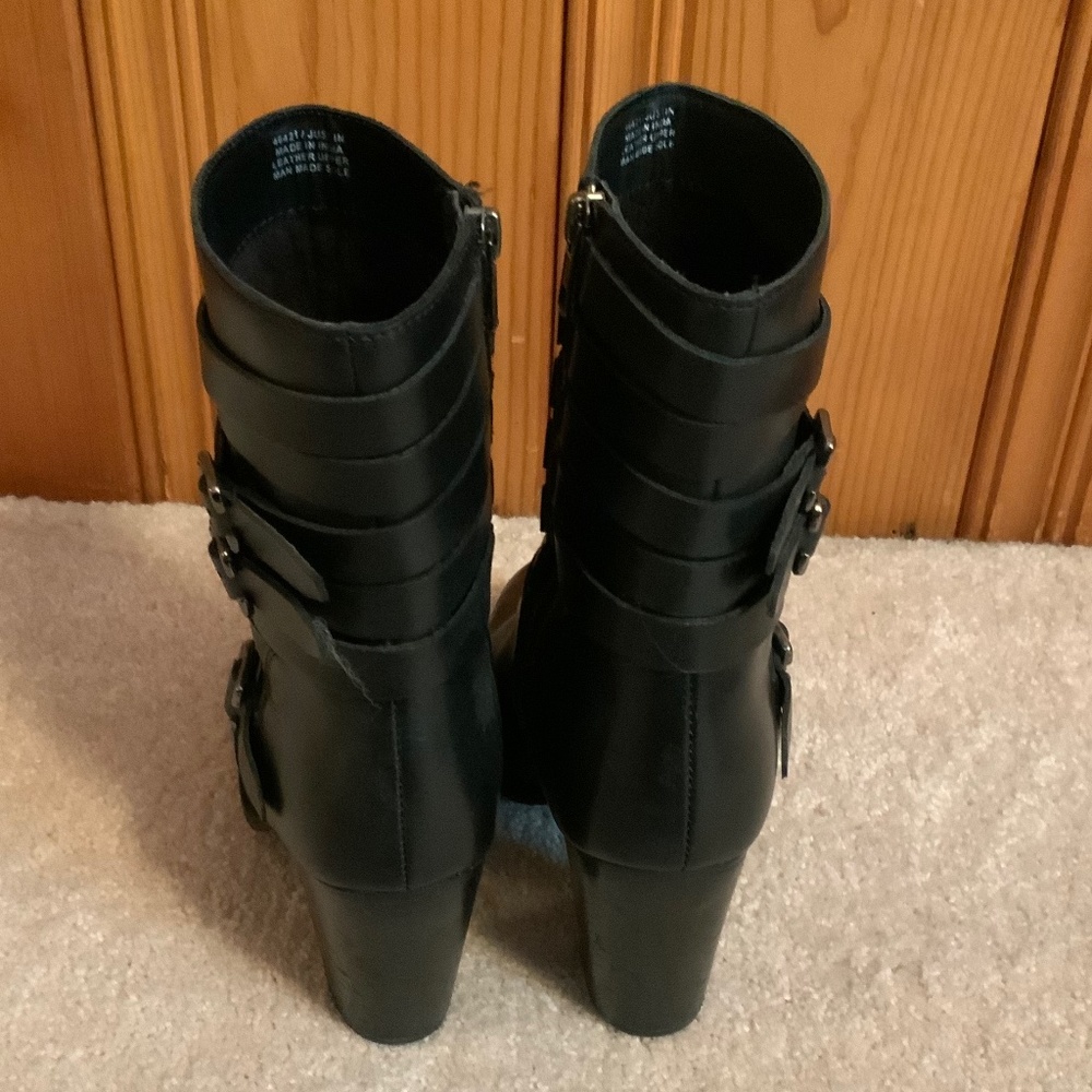 Black Heeled Boots - Picture 4 of 5